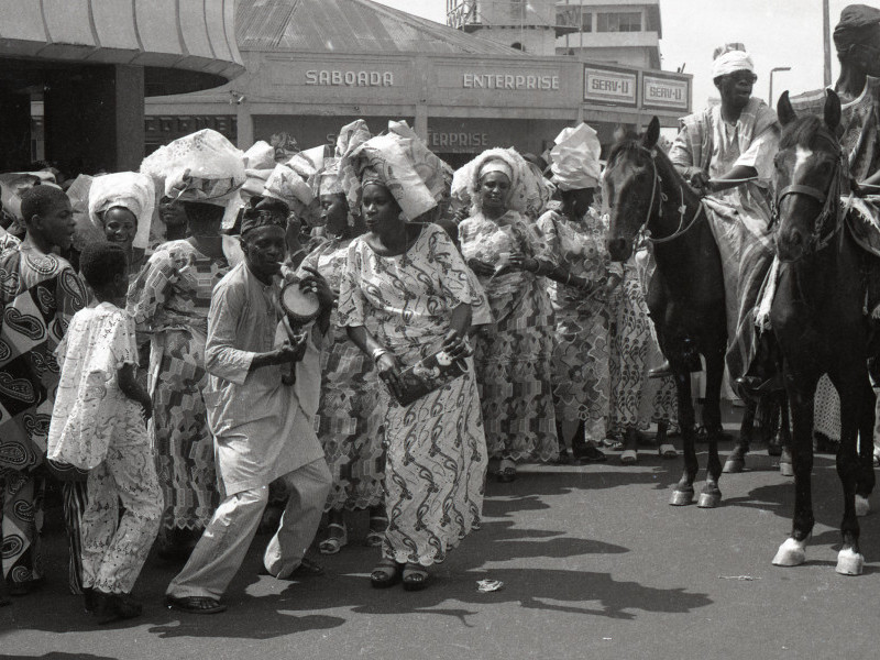 جيرالد عنان فورسون: الثورة وصناعة الصورة في غانا ما بعد الاستعمار (1979-1985)