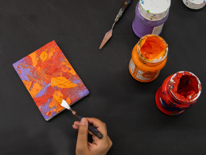 Make Small-Scale Abstract Paintings